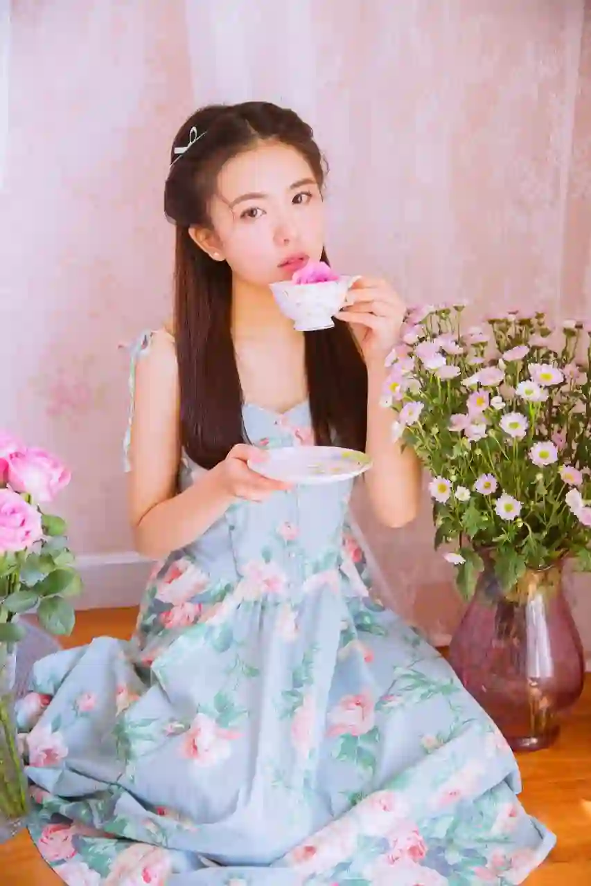 素人私房 极品国模 S6152 375P