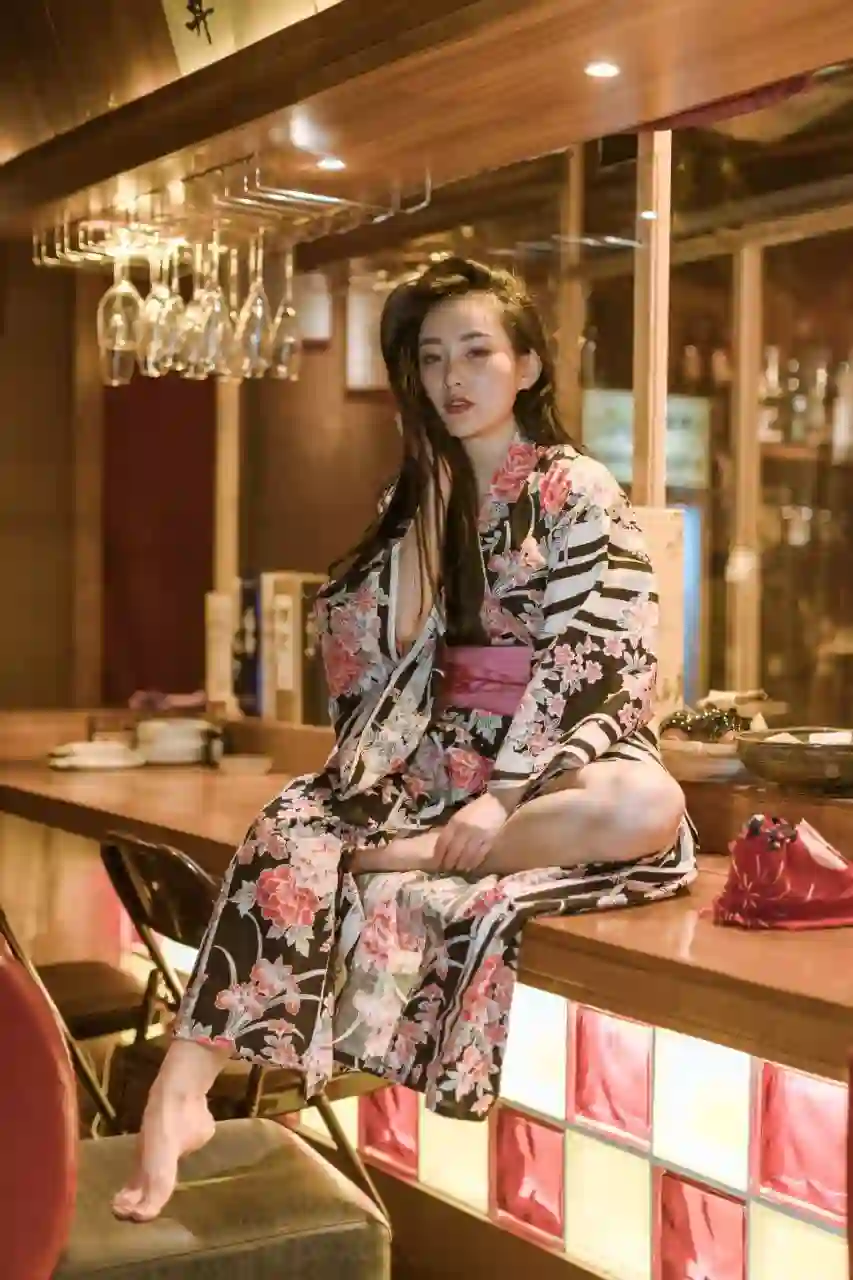 素人私房 极品国模 S6120 190P